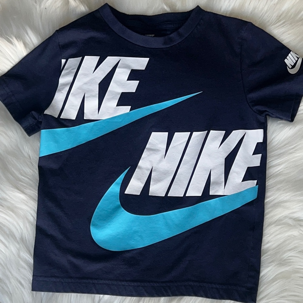 Nike Boys Navy Blue Tee with White & Blue Double Logo at Front